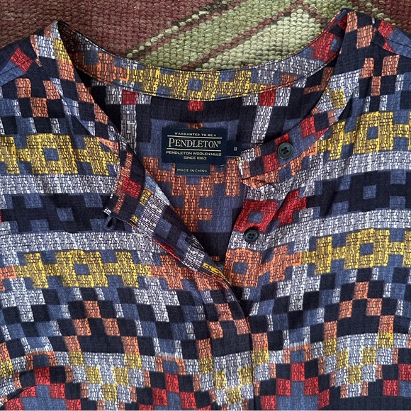Pendleton Top - Picture 2 of 2